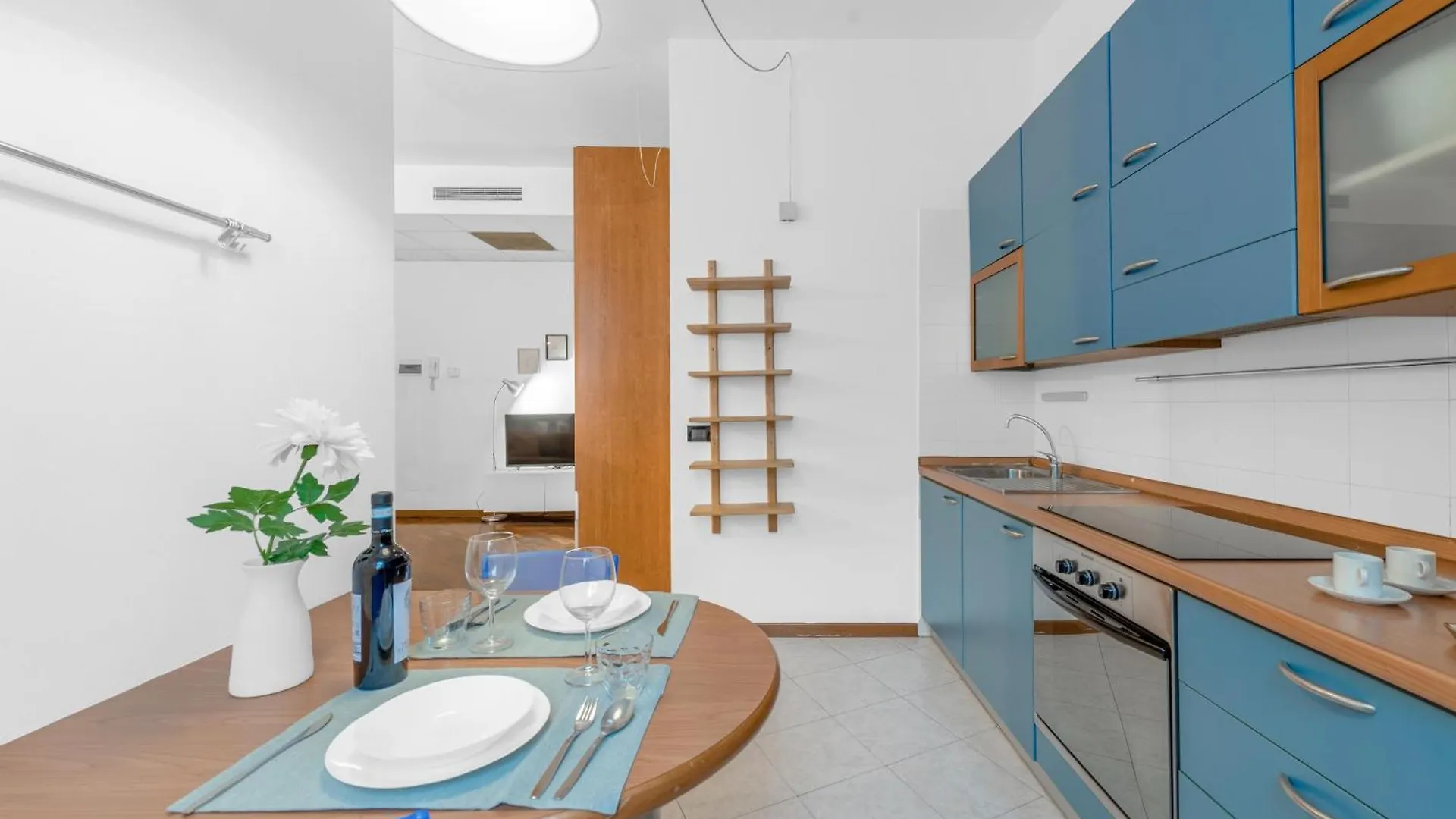 Momigliano Studio Apartment - Naviglio Pavese Milan