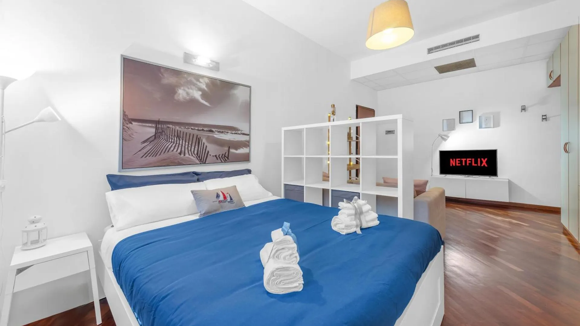 Momigliano Studio Apartment - Naviglio Pavese Milan