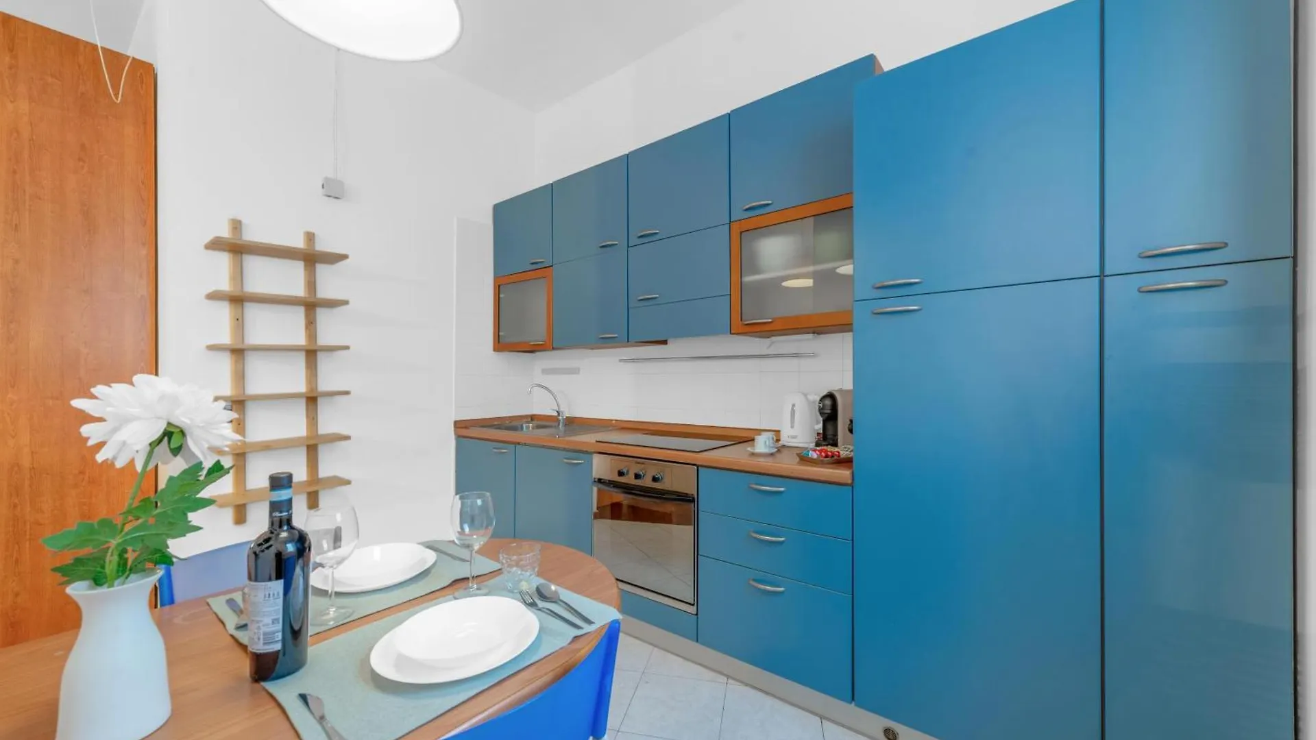 Momigliano Studio Apartment - Naviglio Pavese Milan